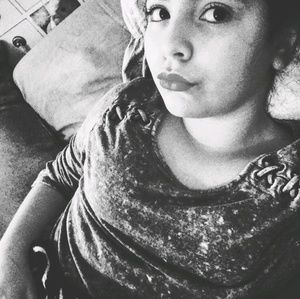 Meet your Posher, Alyson